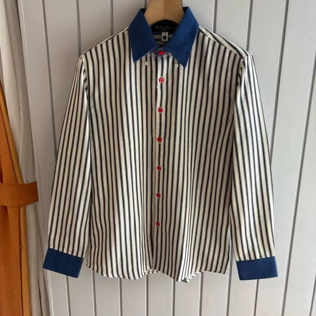 Kiton итальянская мужская одежда, осенне-зимняя новая модная полосатая джинсовая рубашка с воротником, мужская деловая повседневная рубашка
Kiton итальянская мужская одежда, осенне-зимняя новая модная полосатая джинсовая рубашка с воротником, мужская деловая повседневная рубашка