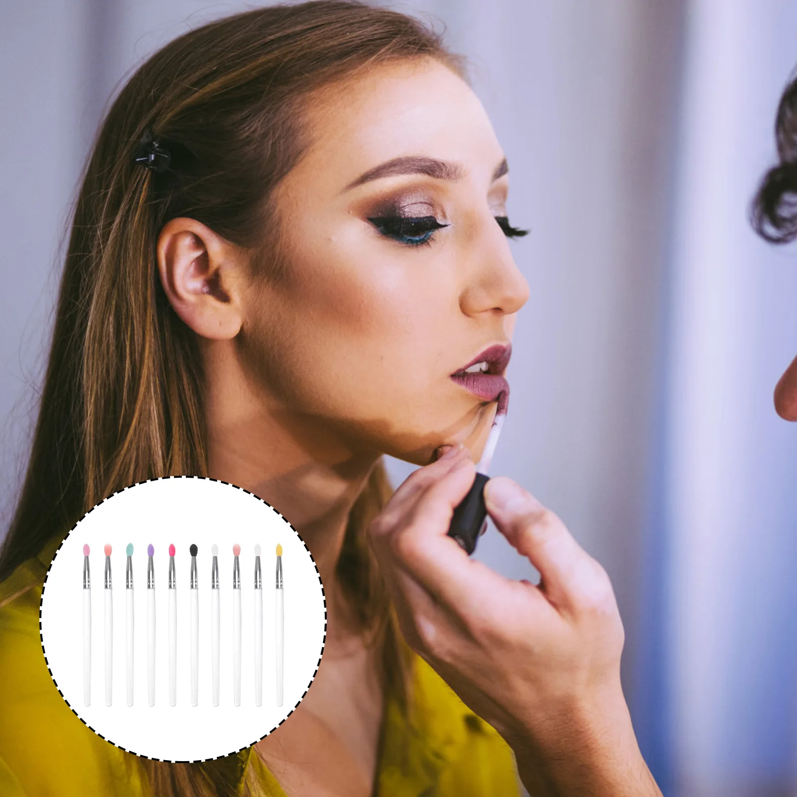 10Pcs Portable Eyeshadow Brush Set Premium Makeup Tools for Women Easy to Carry Comfortable Touch No Powder Drop 
10Pcs Portable Eyeshadow Brush Set Premium Makeup Tools for Women Easy to Carry Comfortable Touch No Powder Drop