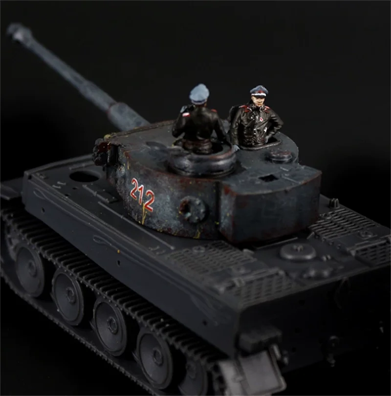 1:72 Model Resin Painted 6 Pcs Modern German Armored Tank Troops Soldiers Action Figure DIY Scene Accessory Collection Display
1:72 Model Resin Painted 6 Pcs Modern German Armored Tank Troops Soldiers Action Figure DIY Scene Accessory Collection Display