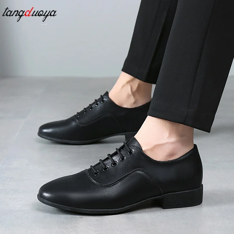 Men's Latin Dance Shoes Leather Ballroom Modern Tango Dance Shoes For Boys Lace-Up Teachers Dance Sneaker Heels 2.5CM
Men's Latin Dance Shoes Leather Ballroom Modern Tango Dance Shoes For Boys Lace-Up Teachers Dance Sneaker Heels 2.5CM 