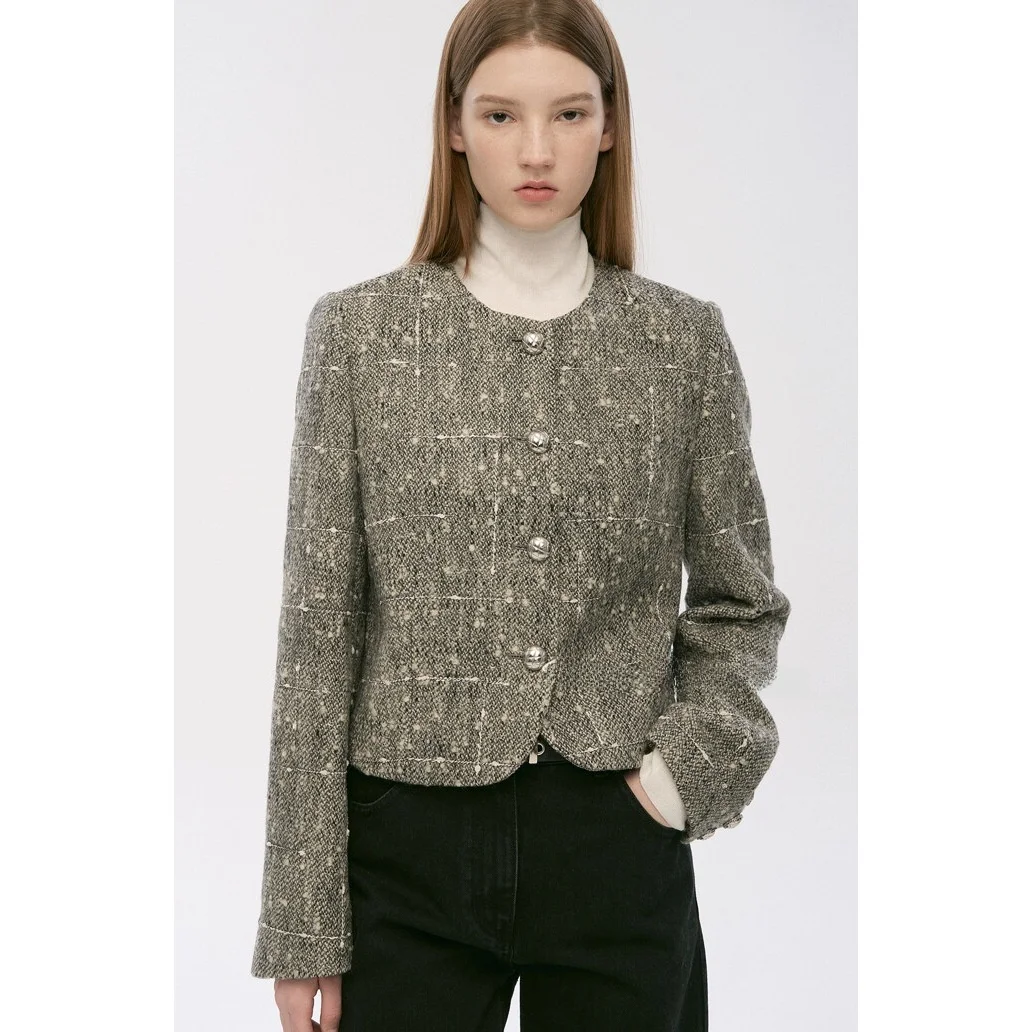 Early Spring Thin Woolen Coat Commute Versatile Slimming Elegant Wind Women's Short Outerwear Button round Neck Long Sleeve
Early Spring Thin Woolen Coat Commute Versatile Slimming Elegant Wind Women's Short Outerwear Button round Neck Long Sleeve