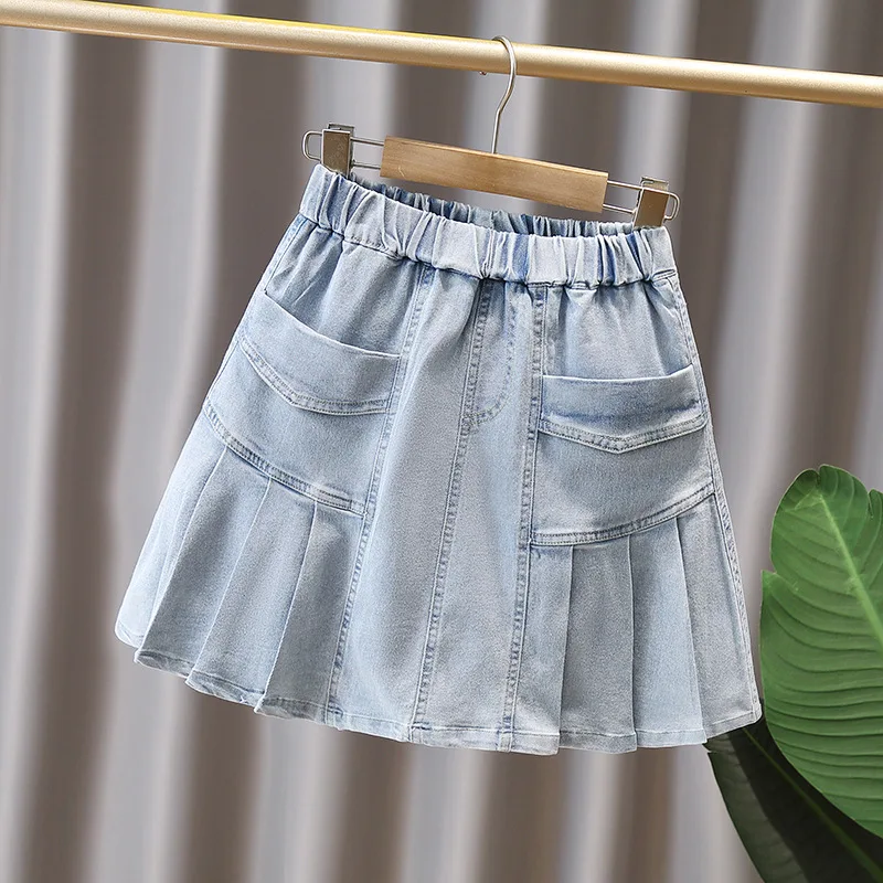 Girls' high-waisted denim skirt summer 2025 new middle-aged and older children's pleated skirt children's summer skirt
Girls' high-waisted denim skirt summer 2025 new middle-aged and older children's pleated skirt children's summer skirt