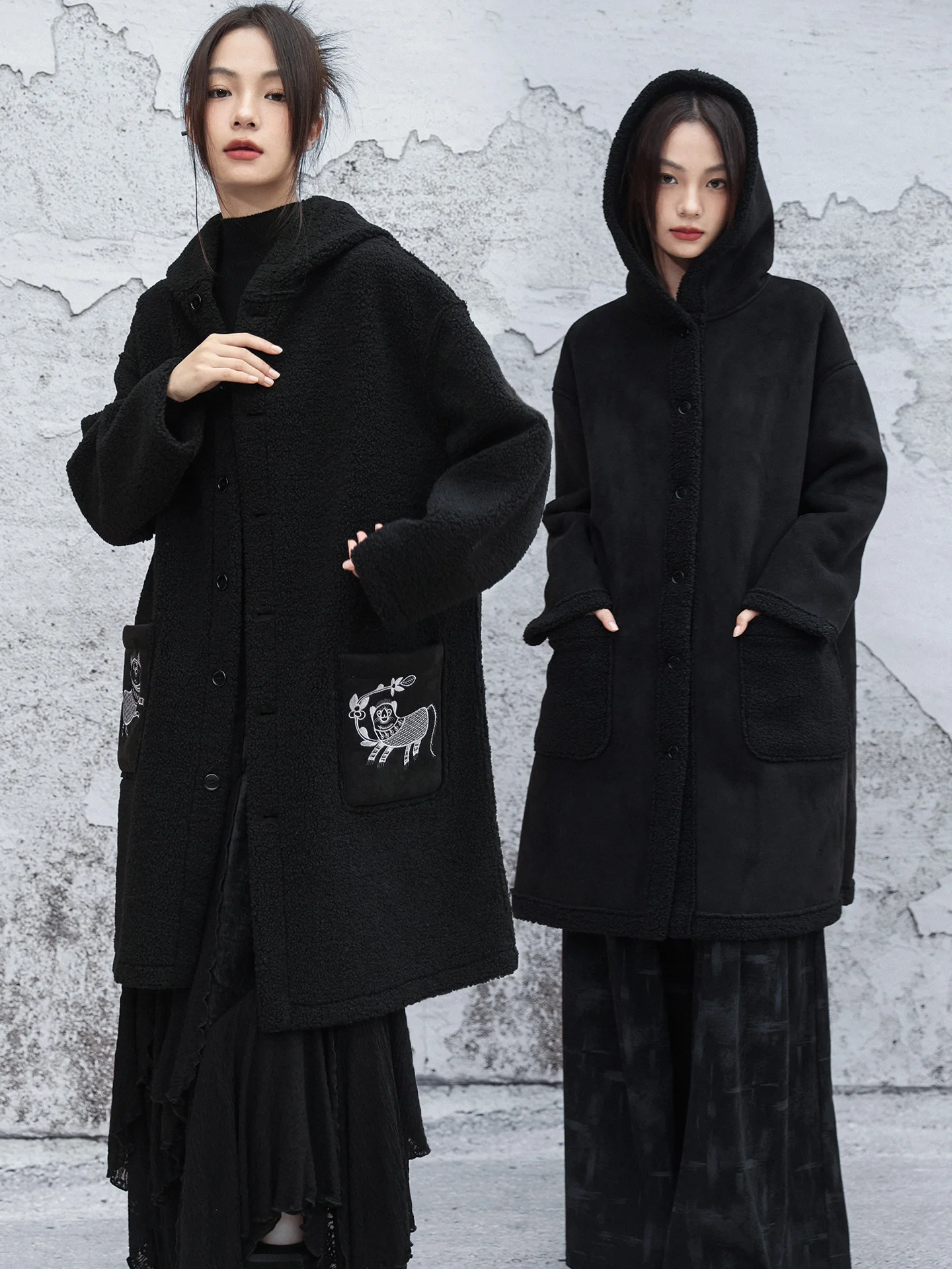 Двусторонняя замшевая шуба, женская зимняя длинная верхняя одежда из кожи и меха, длинное шерстяное пальто Big Qing
Двусторонняя замшевая шуба, женская зимняя длинная верхняя одежда из кожи и меха, длинное шерстяное пальто Big Qing