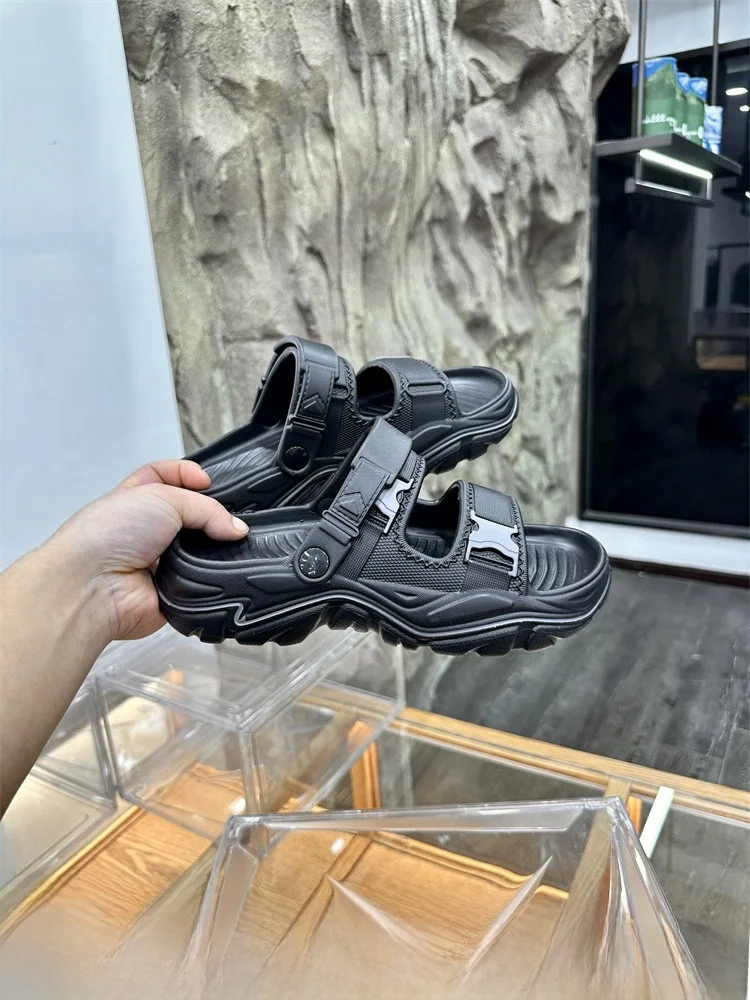 Black Knight Function! Two-Way Wearable! Buckle Design! Summer Men's Outdoor Anti-Slip Wear-Resistant Beach Sandals
Black Knight Function! Two-Way Wearable! Buckle Design! Summer Men's Outdoor Anti-Slip Wear-Resistant Beach Sandals