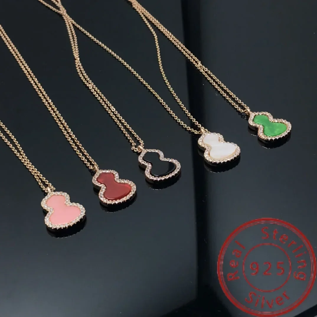 2024 Trending S925 Silver Qilin Charm Necklace: A Must-have Fashion Accessory for Women
2024 Trending S925 Silver Qilin Charm Necklace: A Must-have Fashion Accessory for Women