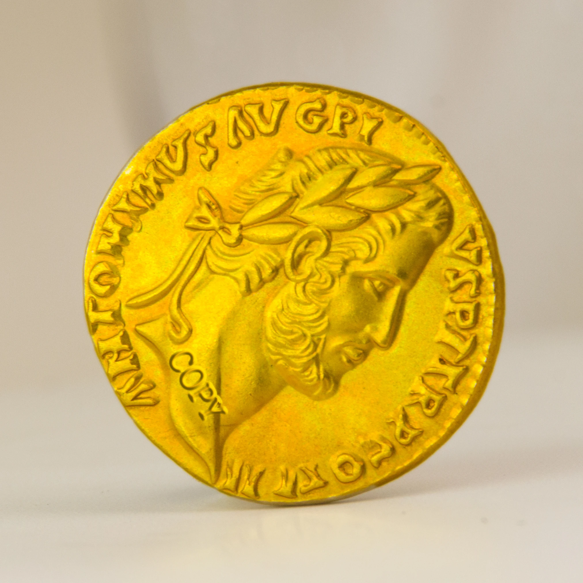 Ancient Roman Goddess Knight Greek Golden COPY Coin Antique Copper Collectible Home Decor Necklace/Ring Pendant Jewelry
Ancient Roman Goddess Knight Greek Golden COPY Coin Antique Copper Collectible Home Decor Necklace/Ring Pendant Jewelry