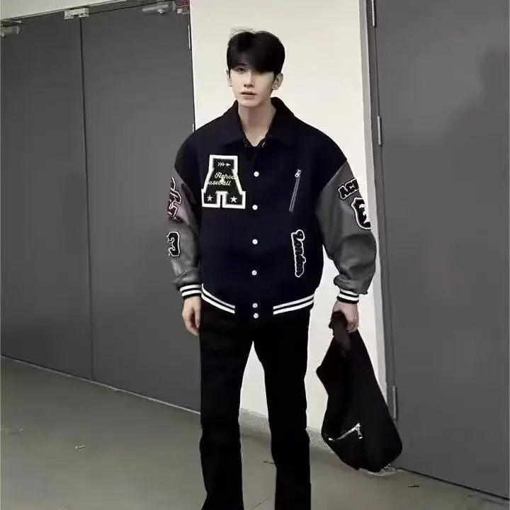 Американский Sle, осенне-зимний тюжет, тяжелое полотенце с буквами, вышивка, верхняя одежда для пар, свободная модная бейсбольная одежда для улицы...
Американский Sle, осенне-зимний тюжет, тяжелое полотенце с буквами, вышивка, верхняя одежда для пар, свободная модная бейсбольная одежда для улицы...