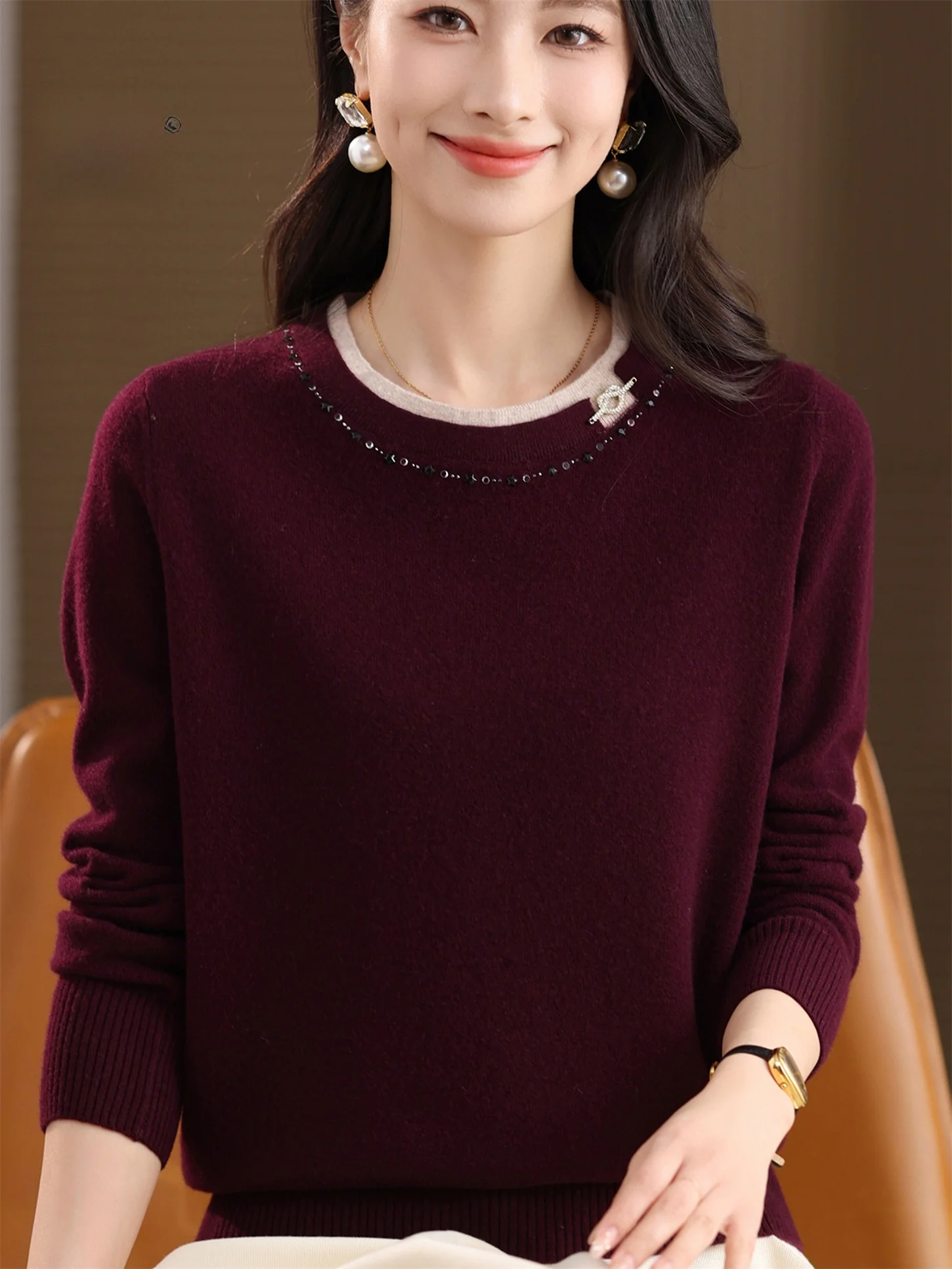 Осень-зима женский вязаный свитер круглый из шерсти с бисером для похудения универсальный для мамы среднего возраста повседневный дышащий
Осень-зима женский вязаный свитер круглый из шерсти с бисером для похудения универсальный для мамы среднего возраста повседневный дышащий