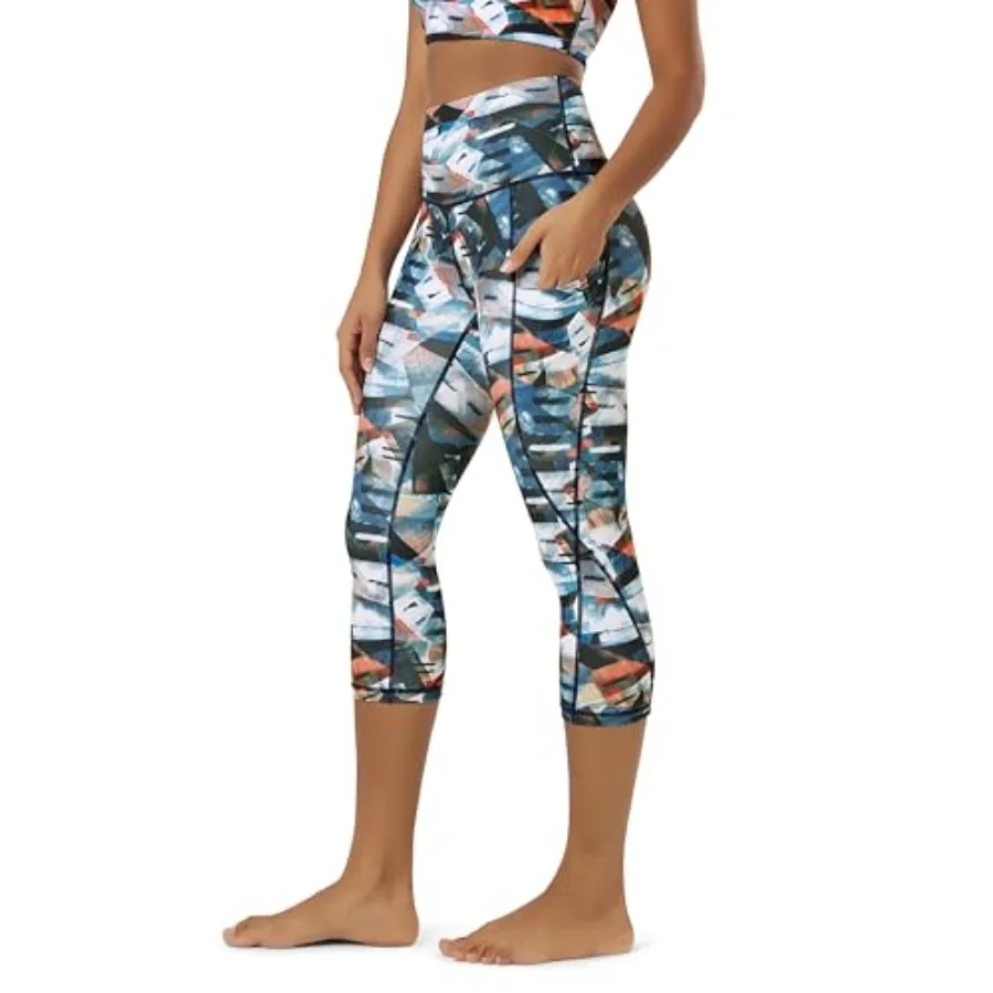 ODODOS Women's High Waisted Yoga Capris with Pockets, Tummy Control Non See Through Workout Athletic Running Capri Leggings
ODODOS Women's High Waisted Yoga Capris with Pockets, Tummy Control Non See Through Workout Athletic Running Capri Leggings