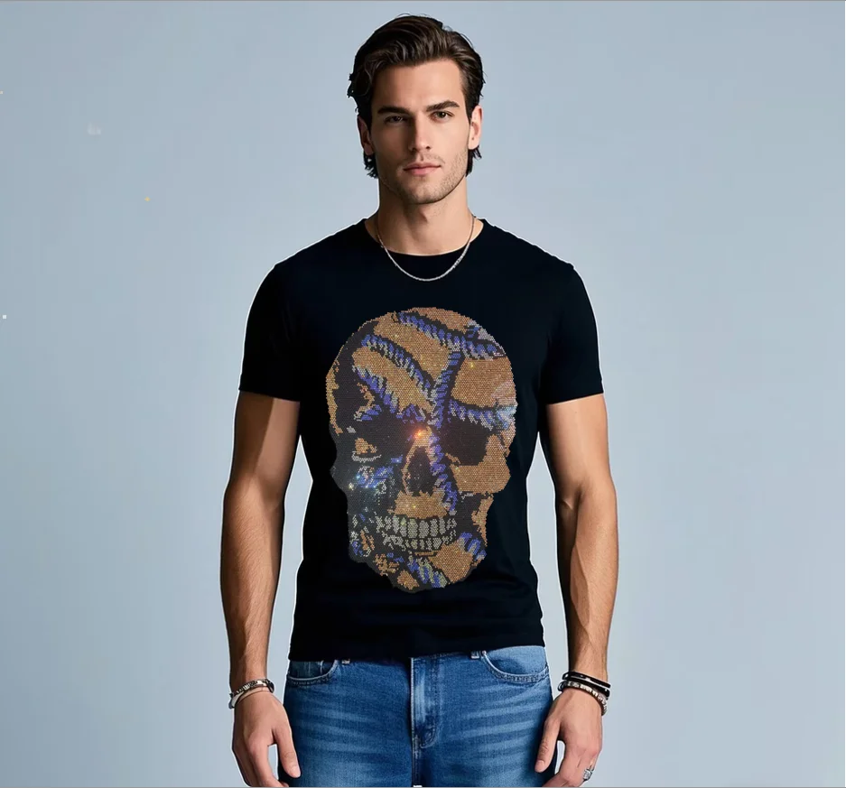 Designer Rhinestone T-shirt Fashion Brand Pullovers Tops Hip Hop Casual Clothing Male fashion
Designer Rhinestone T-shirt Fashion Brand Pullovers Tops Hip Hop Casual Clothing Male fashion