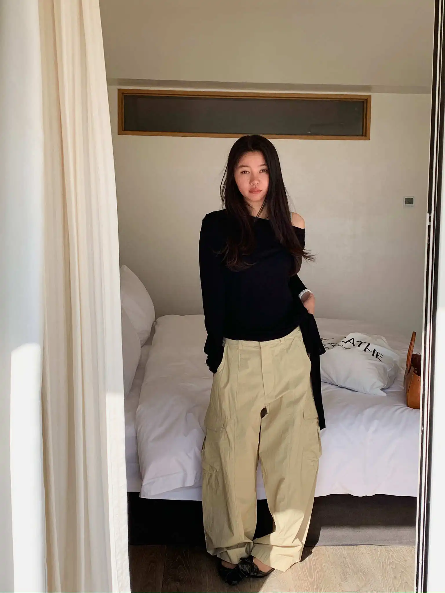 LILUSHOP Casual Loose Straight Leg Multi-Pocket Work Pants Women's Wide Leg Thin Long Trousers Comfortable Cotton Shorts
LILUSHOP Casual Loose Straight Leg Multi-Pocket Work Pants Women's Wide Leg Thin Long Trousers Comfortable Cotton Shorts