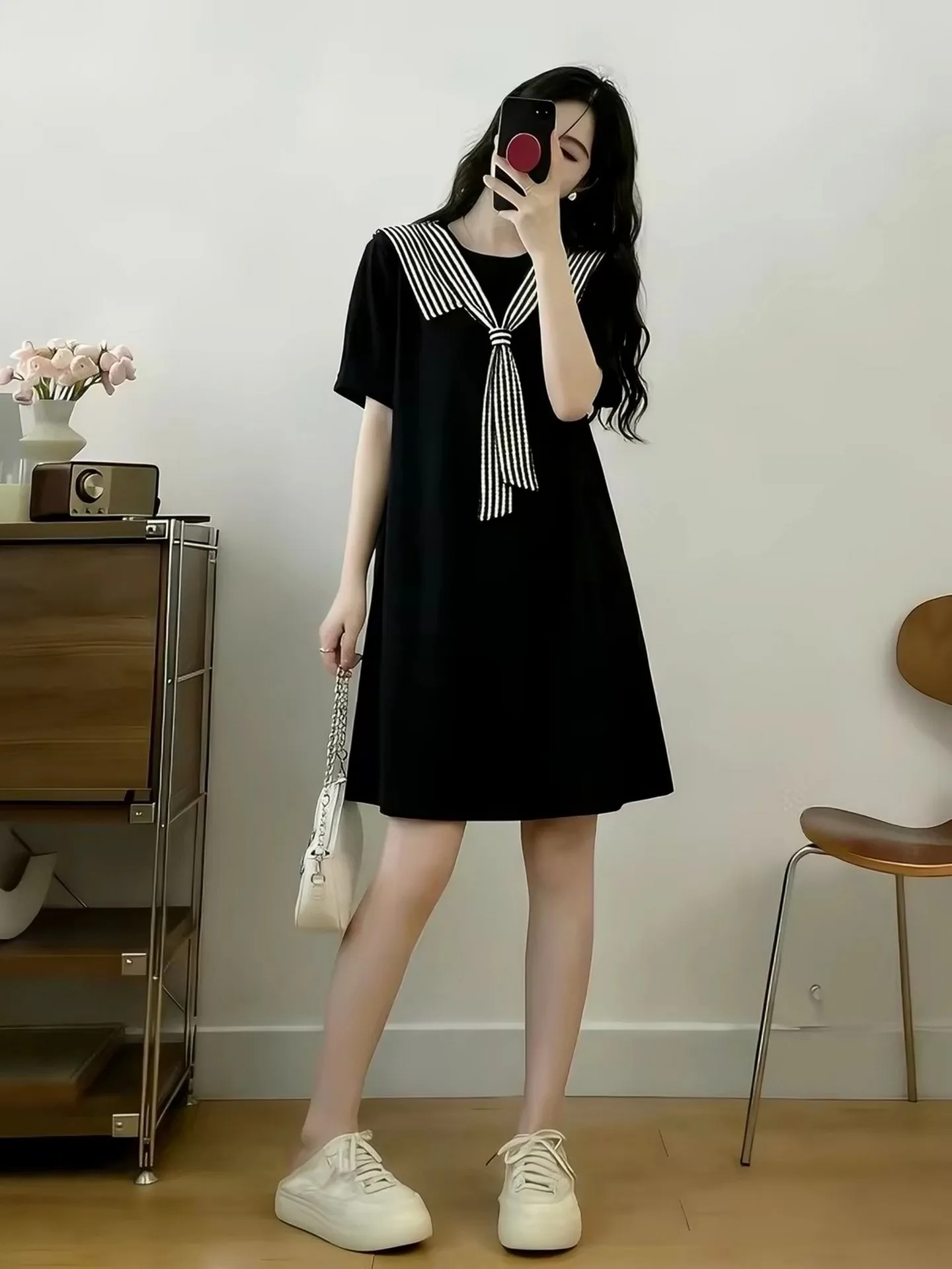 Elegant Black Navy Collar Striped Dress Women's Design Sweet Temperament Short Skirt Summer New Style Commute Korean Version
Elegant Black Navy Collar Striped Dress Women's Design Sweet Temperament Short Skirt Summer New Style Commute Korean Version