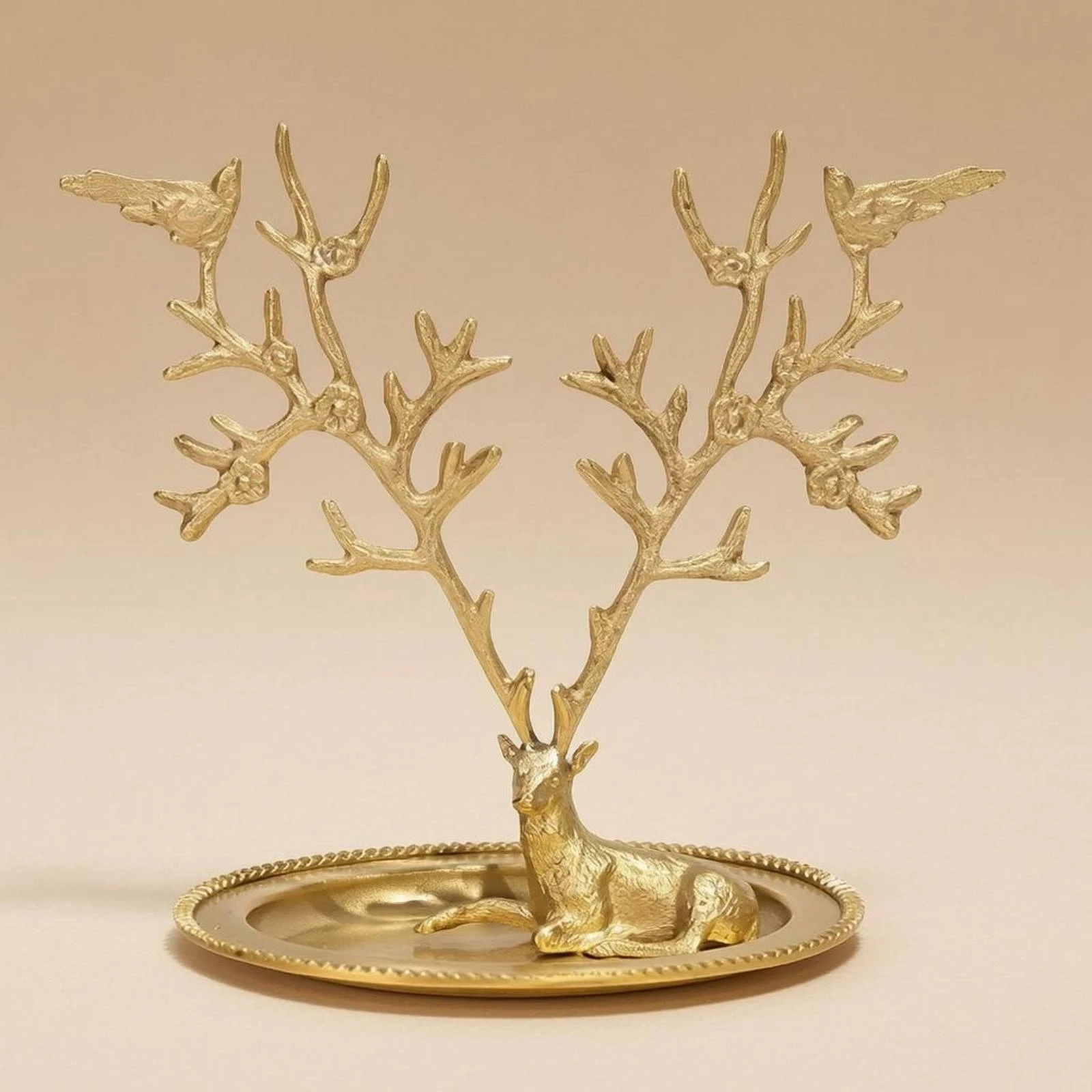 Deer Horn Jewelry Stand Decorative Horn Jewelry Tray Decor Piece Multi-Use Space-Saving
Deer Horn Jewelry Stand Decorative Horn Jewelry Tray Decor Piece Multi-Use Space-Saving