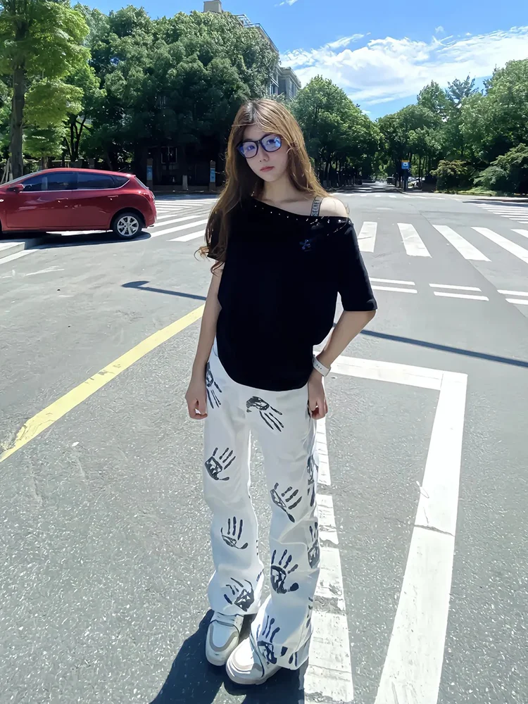 Белые джинсы с принтом пальмы Cleanfit, прямые брюки Bell Bot ex High Street, джинсы для пар, молодежные модные износостойкие
Белые джинсы с принтом пальмы Cleanfit, прямые брюки Bell Bot ex High Street, джинсы для пар, молодежные модные износостойкие