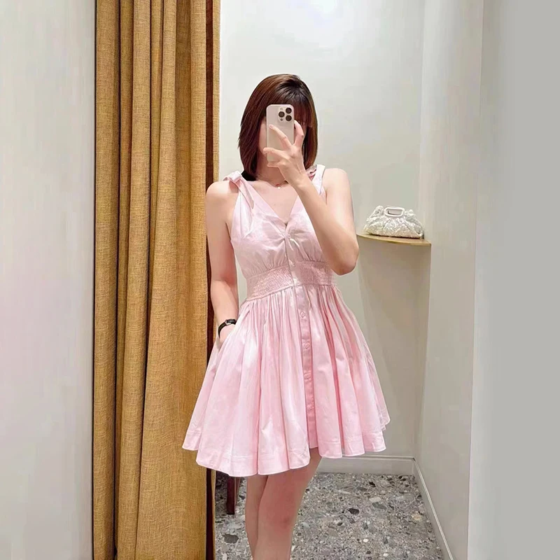 Pink Princess Style High Waist Single Button Backless Low Neck Strap Dress Short Skirt Spring Summer New Arrival Cotton Sweet...
Pink Princess Style High Waist Single Button Backless Low Neck Strap Dress Short Skirt Spring Summer New Arrival Cotton Sweet...