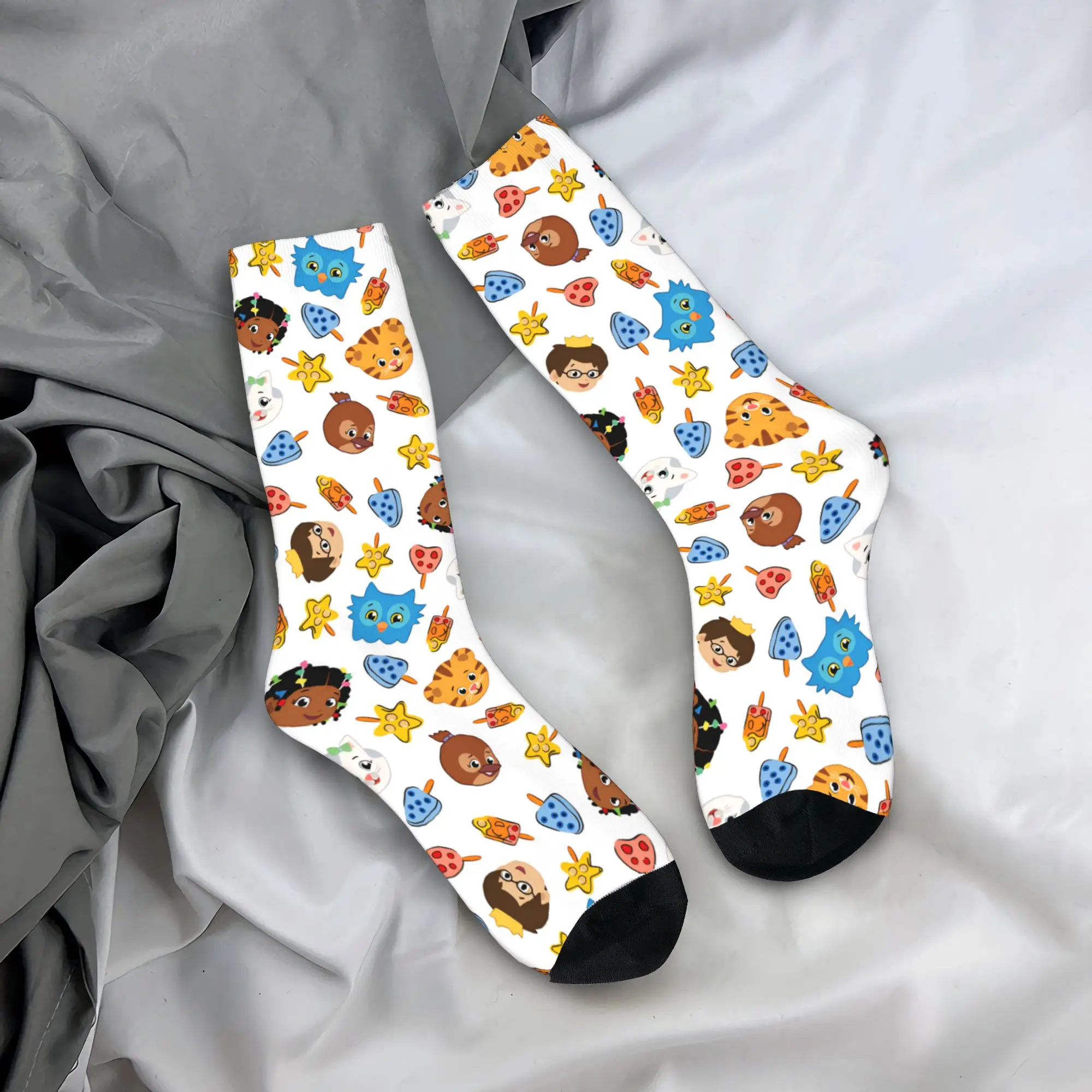 Мужские носки Daniels Tiger Summer Treats Toss Stockings, противоскользящие удобные носки, осенние носки с готическим узором, носки для бега
Мужские носки Daniels Tiger Summer Treats Toss Stockings, противоскользящие удобные носки, осенние носки с готическим узором, носки для бега