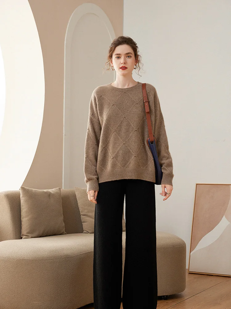 New Chic Women's Cashmere Sweater Winter Casual Loose O-neck Pullover 100% Cashmere Knitwear High Quality Soft Warm Thick Cloth
New Chic Women's Cashmere Sweater Winter Casual Loose O-neck Pullover 100% Cashmere Knitwear High Quality Soft Warm Thick Cloth