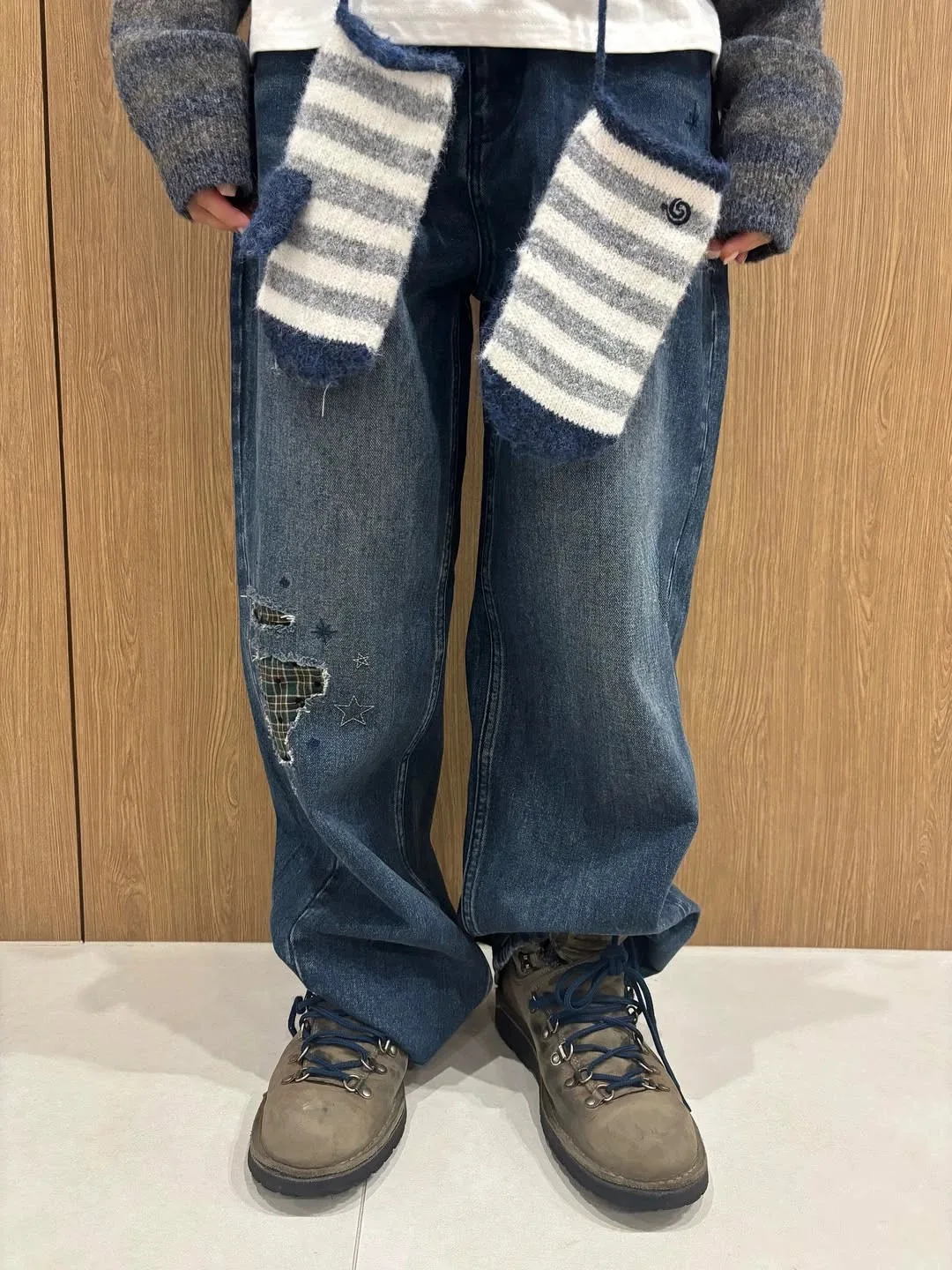 Casual Loose Patchwork Faionable Design Women's Jeans High Waist Cotton Zipper Sle Winter Collection Girls Loose Fit Jeans
Casual Loose Patchwork Faionable Design Women's Jeans High Waist Cotton Zipper Sle Winter Collection Girls Loose Fit Jeans