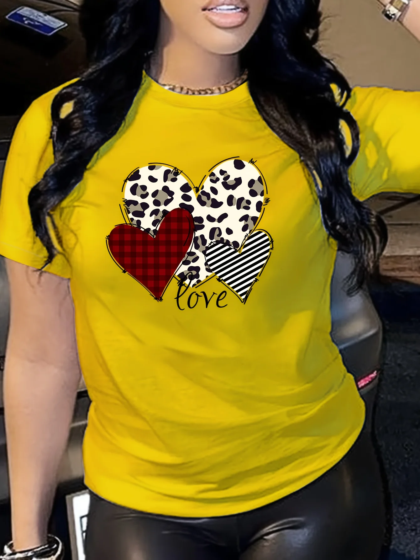 Heart & Love Print Summer T-shirt Versatile Short Sleeve Crew Neck Top Women's Clothing
Heart & Love Print Summer T-shirt Versatile Short Sleeve Crew Neck Top Women's Clothing