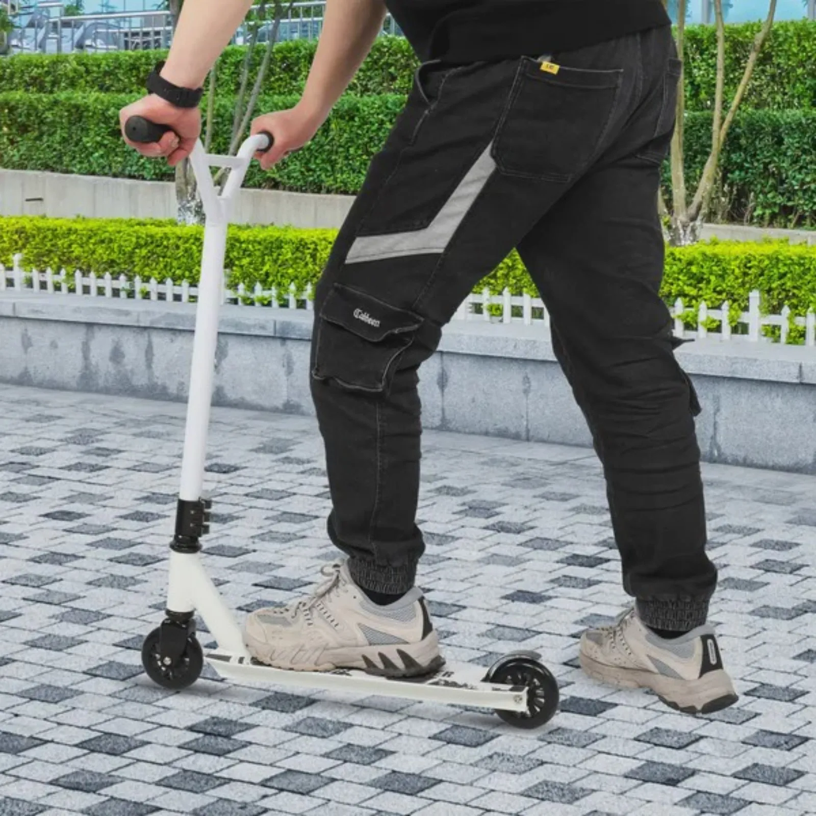 Pro Scooter for Teens and Adults, Freestyle Trick Scooter White
Pro Scooter for Teens and Adults, Freestyle Trick Scooter White
