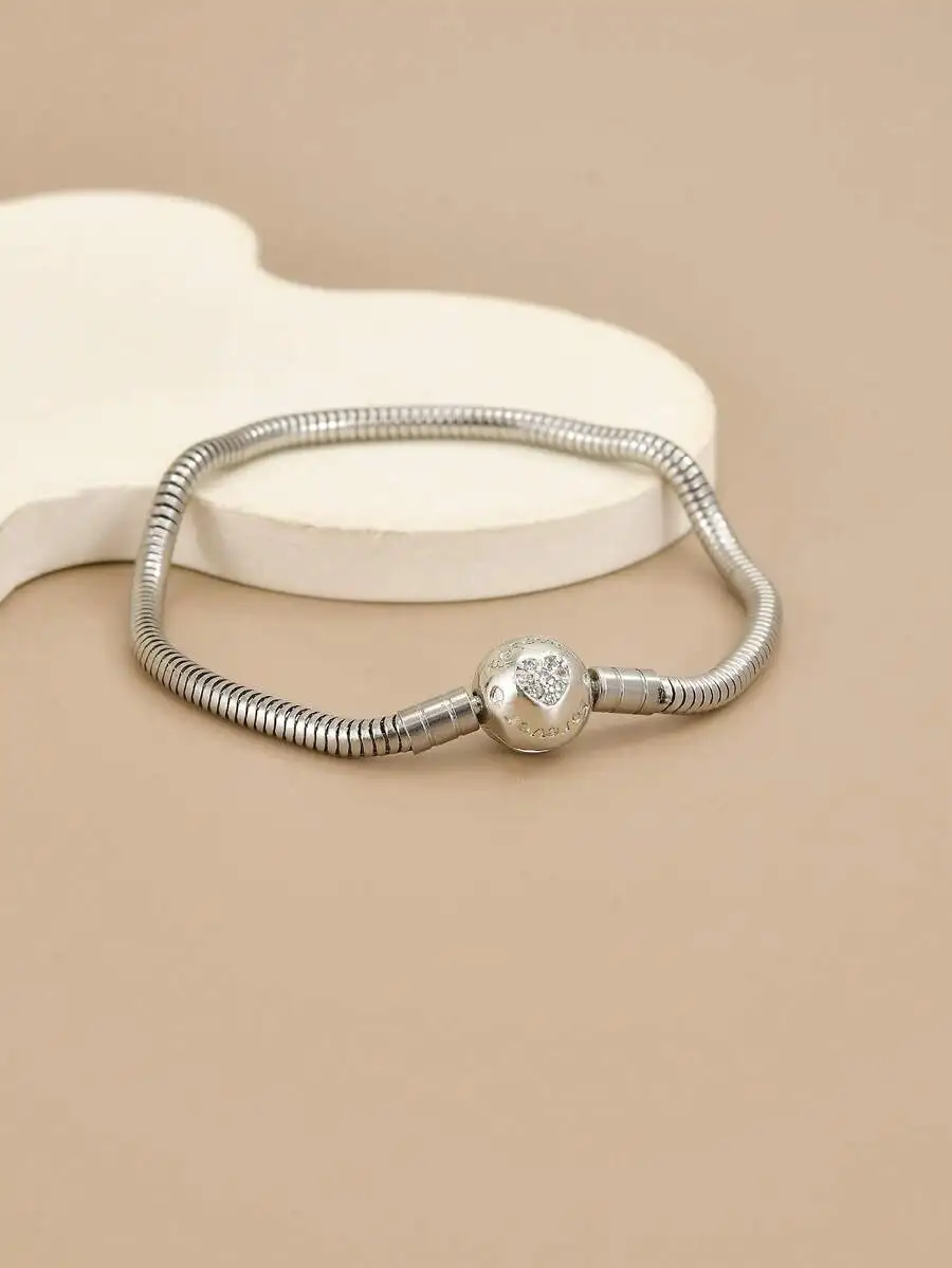Flexible Stainless Steel Snake Chain Bracelet With Paved Clear Cubic Zirconia Heart Charm For Unisex Everyday And Celebration
Flexible Stainless Steel Snake Chain Bracelet With Paved Clear Cubic Zirconia Heart Charm For Unisex Everyday And Celebration