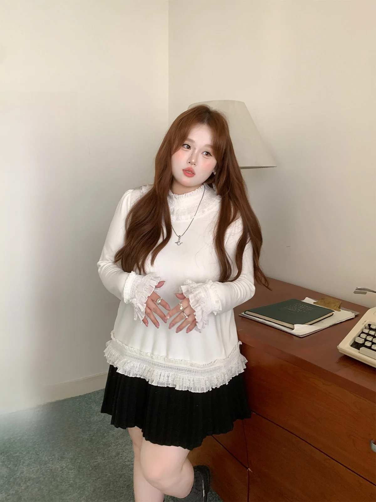 Slimming Effectiveness Large Size Knitted Top Women's Lace Splicing Base Long Sleeve Spring New plus Size Frock
Slimming Effectiveness Large Size Knitted Top Women's Lace Splicing Base Long Sleeve Spring New plus Size Frock