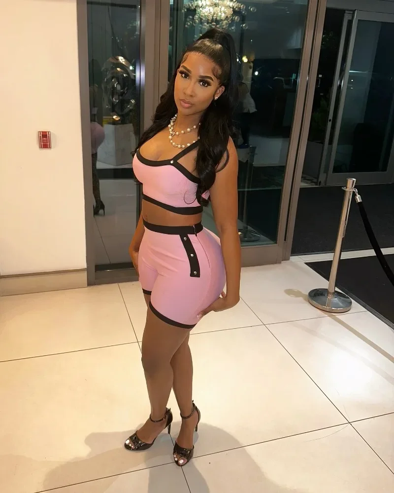 Women Tracksuits Color Patchwork Slim 2 Piece Set Backless Camisole Crop Tops + Peach Hips Skinny Shorts Casual Sporty Suits
Women Tracksuits Color Patchwork Slim 2 Piece Set Backless Camisole Crop Tops + Peach Hips Skinny Shorts Casual Sporty Suits