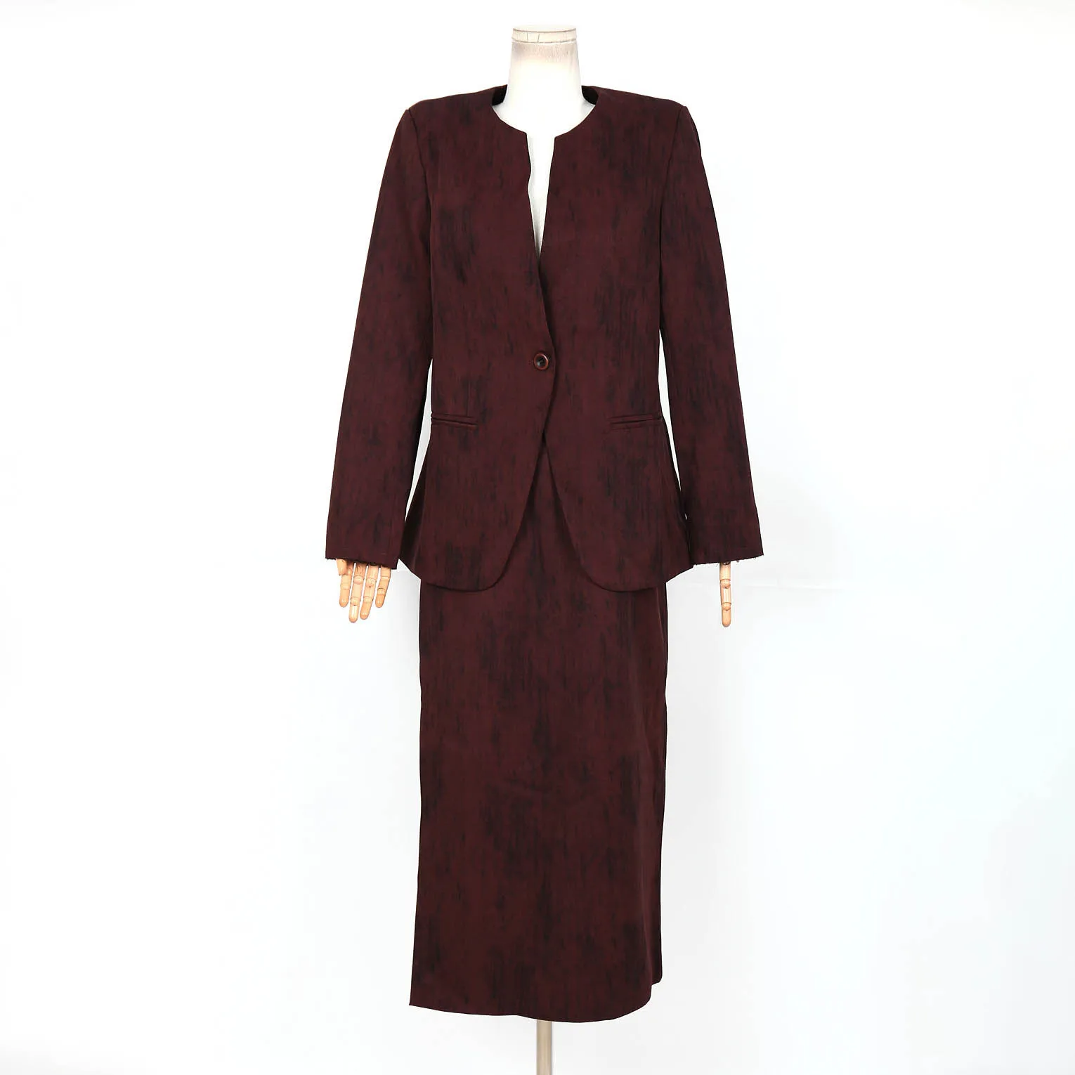 Women's Burgundy Textured Long Sleeve Blazer & Midi Skirt Set High quality 2025 Spring New Elegant Office Two Piece Outfit
Women's Burgundy Textured Long Sleeve Blazer & Midi Skirt Set High quality 2025 Spring New Elegant Office Two Piece Outfit