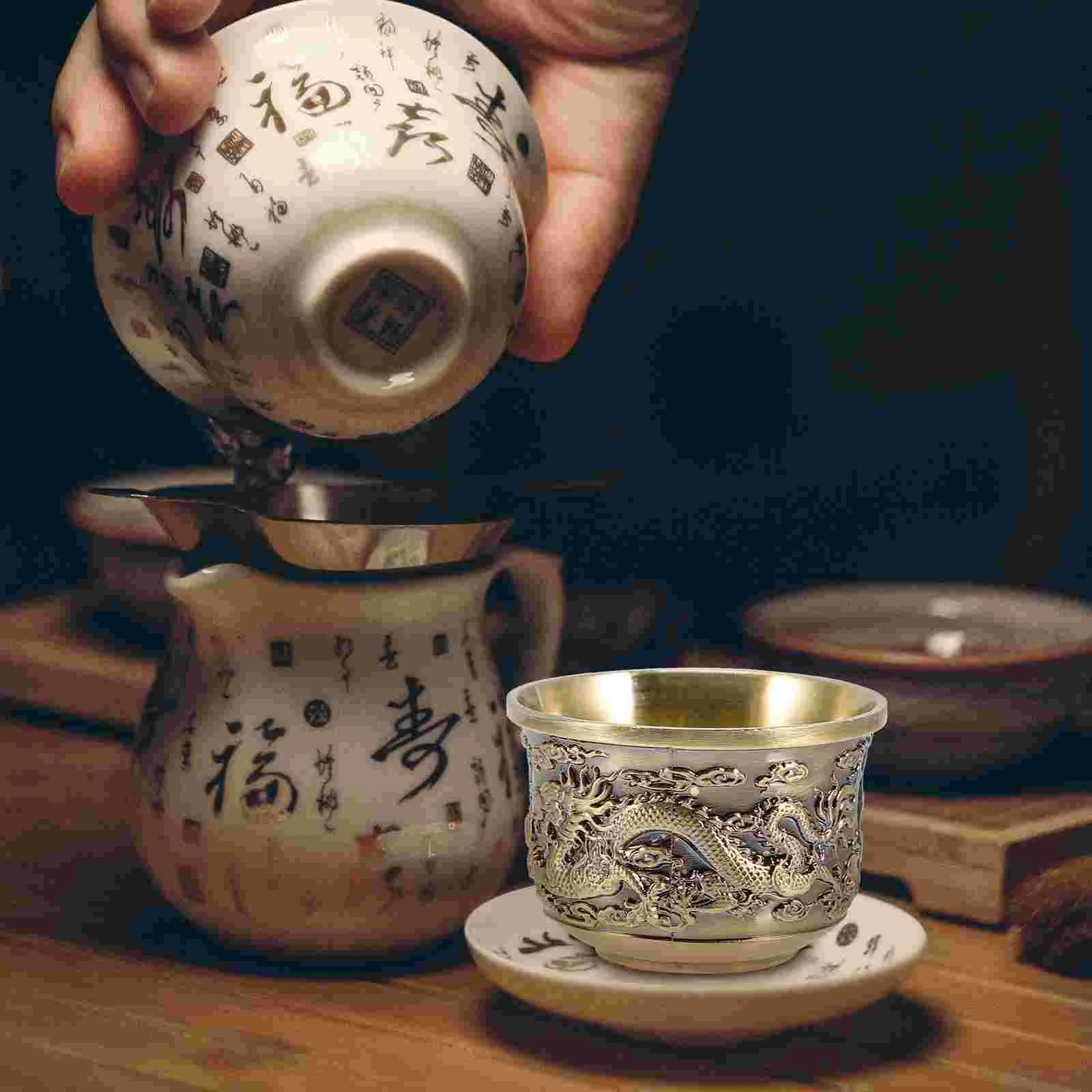 Gift Dragon and Retro Teaware Chinese Style Alloy Drink Coffee Table Vintage Teacup Kungfu Office
Gift Dragon and Retro Teaware Chinese Style Alloy Drink Coffee Table Vintage Teacup Kungfu Office