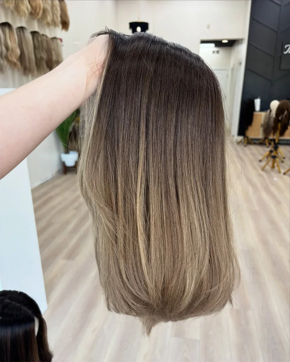 Ombre Brown Blonde Wigs on clearance Cheap Wigs Party Daily Use Lace Front Wig for Women Synthetic Short Bob Wig Pre Plucked
Ombre Brown Blonde Wigs on clearance Cheap Wigs Party Daily Use Lace Front Wig for Women Synthetic Short Bob Wig Pre Plucked
