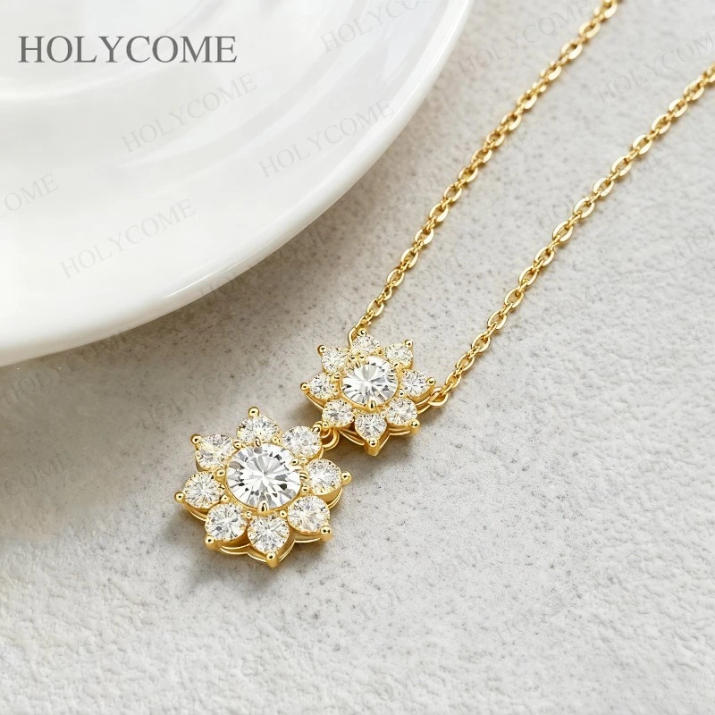 Подвеска с двойным подсолнухом на заказ, круглый муассанит VVS1, цвет D, стерлинговое серебро 925 пробы, ювелирные изделия для рождественской вечеринки, подарки для женщин и мужчин
Подвеска с двойным подсолнухом на заказ, круглый муассанит VVS1, цвет D, стерлинговое серебро 925 пробы, ювелирные изделия для рождественской вечеринки, подарки для женщин и мужчин