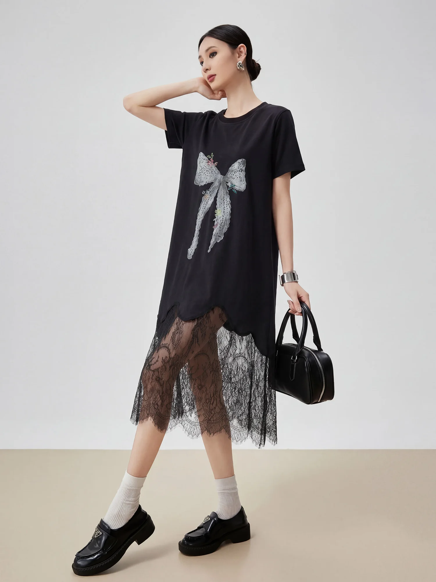 Commute Style Print Black Lace Splice Dress Women's Summer New Loose Short Sleeve Dress Polyester Fiber H Version
Commute Style Print Black Lace Splice Dress Women's Summer New Loose Short Sleeve Dress Polyester Fiber H Version