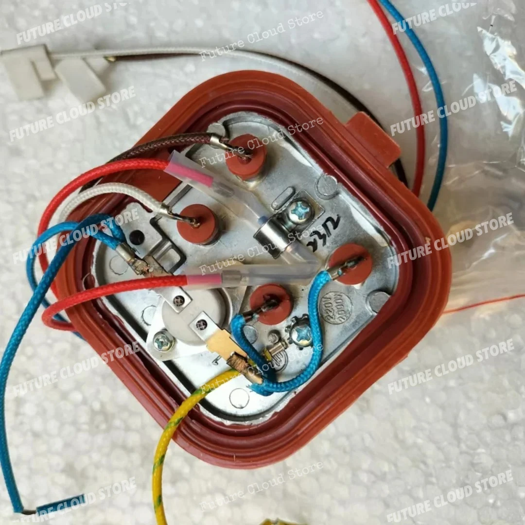 Для деталей отпаривателя одежды Philips GC553GC554 GC556 GC557 GC571, подогреватель корпуса котла
Для деталей отпаривателя одежды Philips GC553GC554 GC556 GC557 GC571, подогреватель корпуса котла