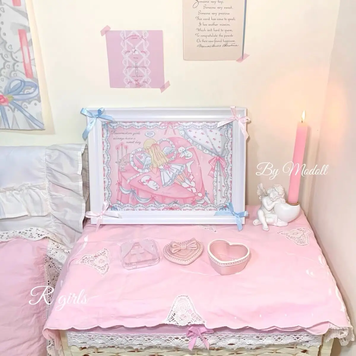 White Photo Frame Display Holder, Cute Poster Stand, Ins Sweet Photo Holder, Desktop Decoration
White Photo Frame Display Holder, Cute Poster Stand, Ins Sweet Photo Holder, Desktop Decoration