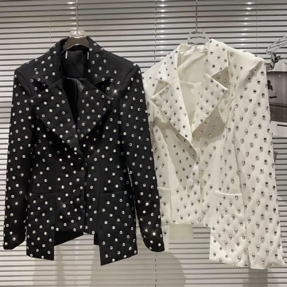 Brand Luxury 2023 New Large Particle Rhinestone Full Diamond Coat Black White Short Jacket Outwear
Brand Luxury 2023 New Large Particle Rhinestone Full Diamond Coat Black White Short Jacket Outwear