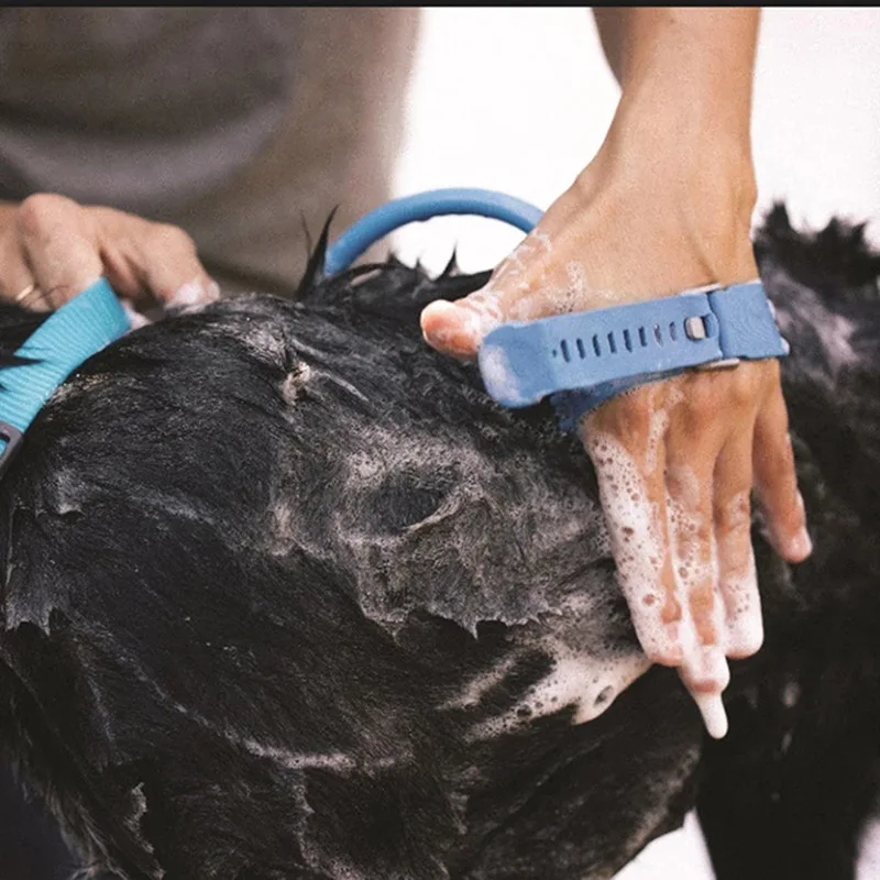 Soft Silicone Pet With Massage Brush Adjustable Water Flow Dog Cat Easy Clean
Soft Silicone Pet With Massage Brush Adjustable Water Flow Dog Cat Easy Clean