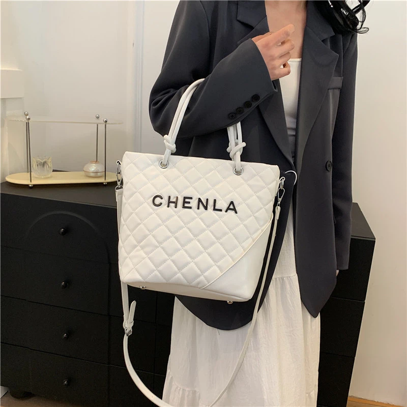 Business Class Messenger Bag Women Multifunctional Shoulder Bag Professional For Corporate Travel And Meetings
Business Class Messenger Bag Women Multifunctional Shoulder Bag Professional For Corporate Travel And Meetings
