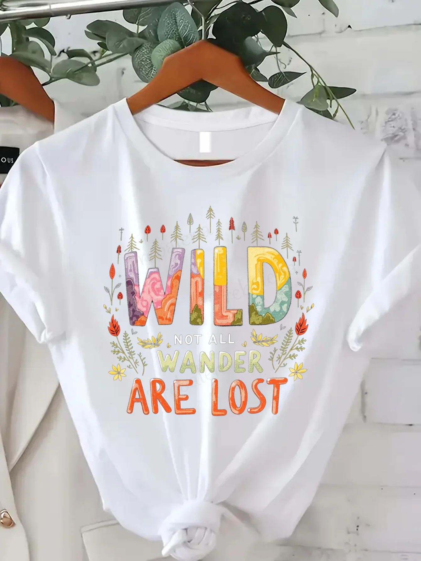 Удобная женская футболка с принтом Wild Not All Wander Are Lost T-Shirt — женская футболка с принтом Boho Nature
Удобная женская футболка с принтом Wild Not All Wander Are Lost T-Shirt — женская футболка с принтом Boho Nature