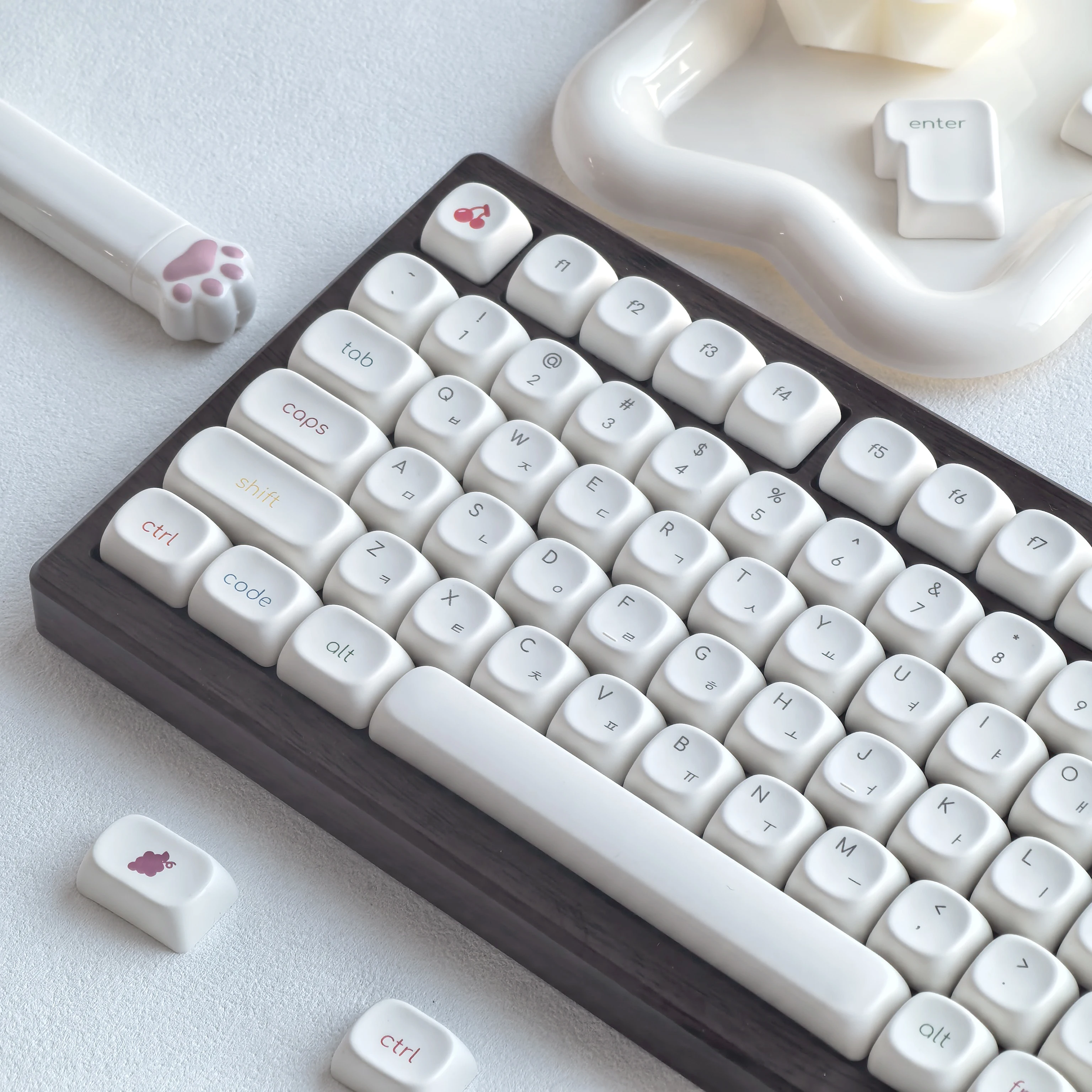 MAIMOOO Frozen Yogurt Korean Keycaps Thai Simple White Moa Pbt Ajazz Customized Keyboard Cute Hangul Keycaps
MAIMOOO Frozen Yogurt Korean Keycaps Thai Simple White Moa Pbt Ajazz Customized Keyboard Cute Hangul Keycaps