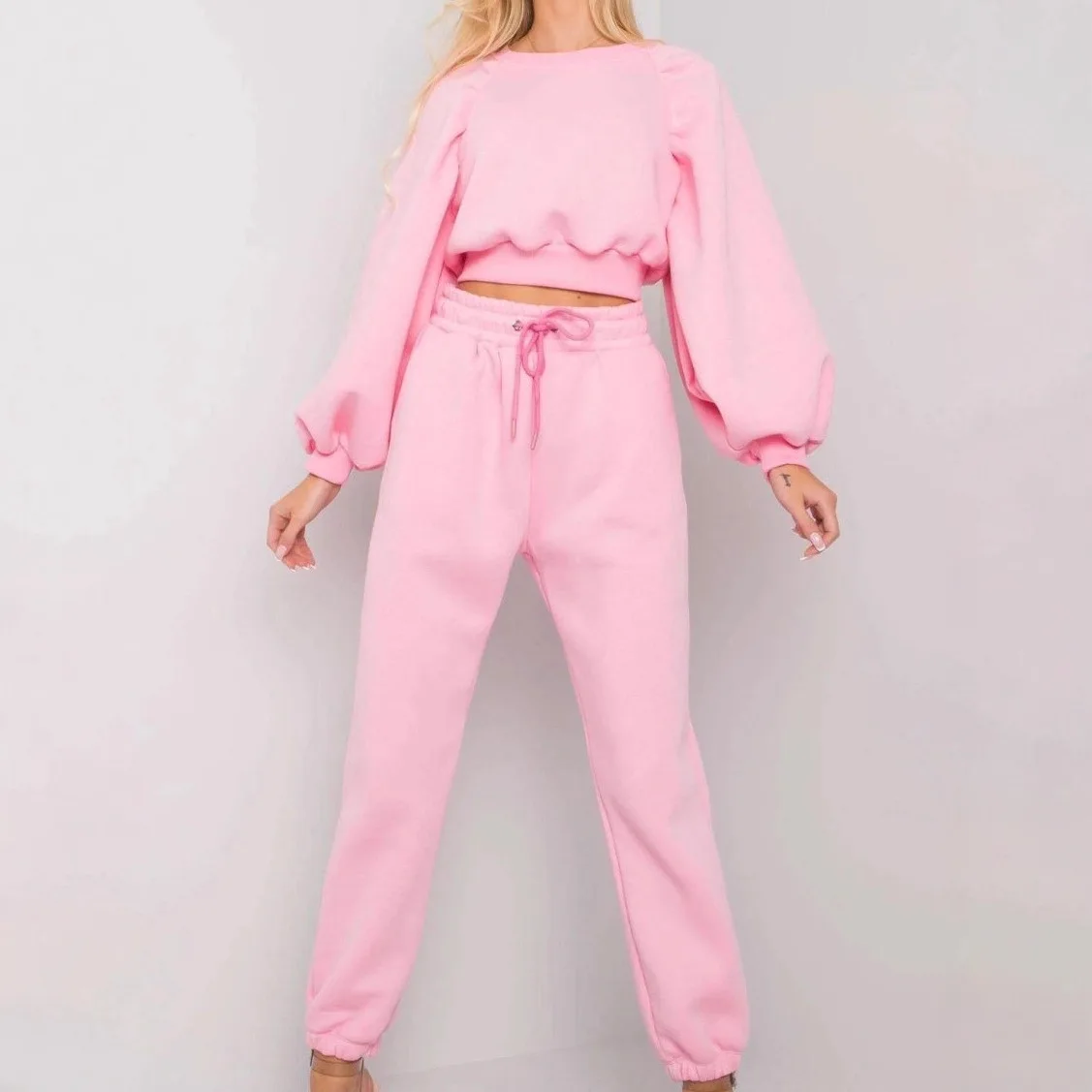 Fashion Short Sleeved Sweatshirt+wide Leg Pants Two-piece Sets Women's Autumn Top And Pants Set For Women 2025
Fashion Short Sleeved Sweatshirt+wide Leg Pants Two-piece Sets Women's Autumn Top And Pants Set For Women 2025