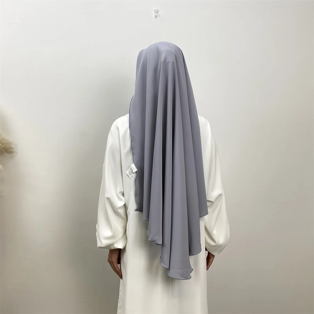 Muslim women fashion new simple with hijab Dubai Turkish hijab women's Islamic veil hijab
Muslim women fashion new simple with hijab Dubai Turkish hijab women's Islamic veil hijab