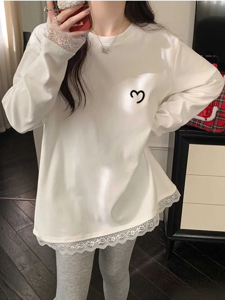 Women's Long Sleeve Fleece Lined T-Shirt White Lace Trim Loose mid Length Inner Wear Base Shirt Top with Shark Pants
Women's Long Sleeve Fleece Lined T-Shirt White Lace Trim Loose mid Length Inner Wear Base Shirt Top with Shark Pants