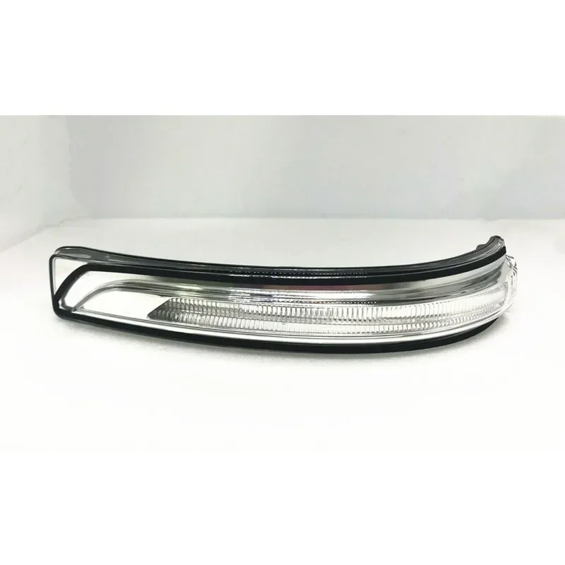 87613-C5000 87623-C5000 Authentic LED Side Mirror Turn Signal RH LH Is Suitable for Kia Souranto 2016-2018.
87613-C5000 87623-C5000 Authentic LED Side Mirror Turn Signal RH LH Is Suitable for Kia Souranto 2016-2018.