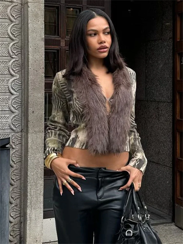 kliou Feather Patchwork Y2K Women Tops Warmth Fashion Print Full Sleeve Vintage Personality Cardigan Female Trend New Streetwear
kliou Feather Patchwork Y2K Women Tops Warmth Fashion Print Full Sleeve Vintage Personality Cardigan Female Trend New Streetwear