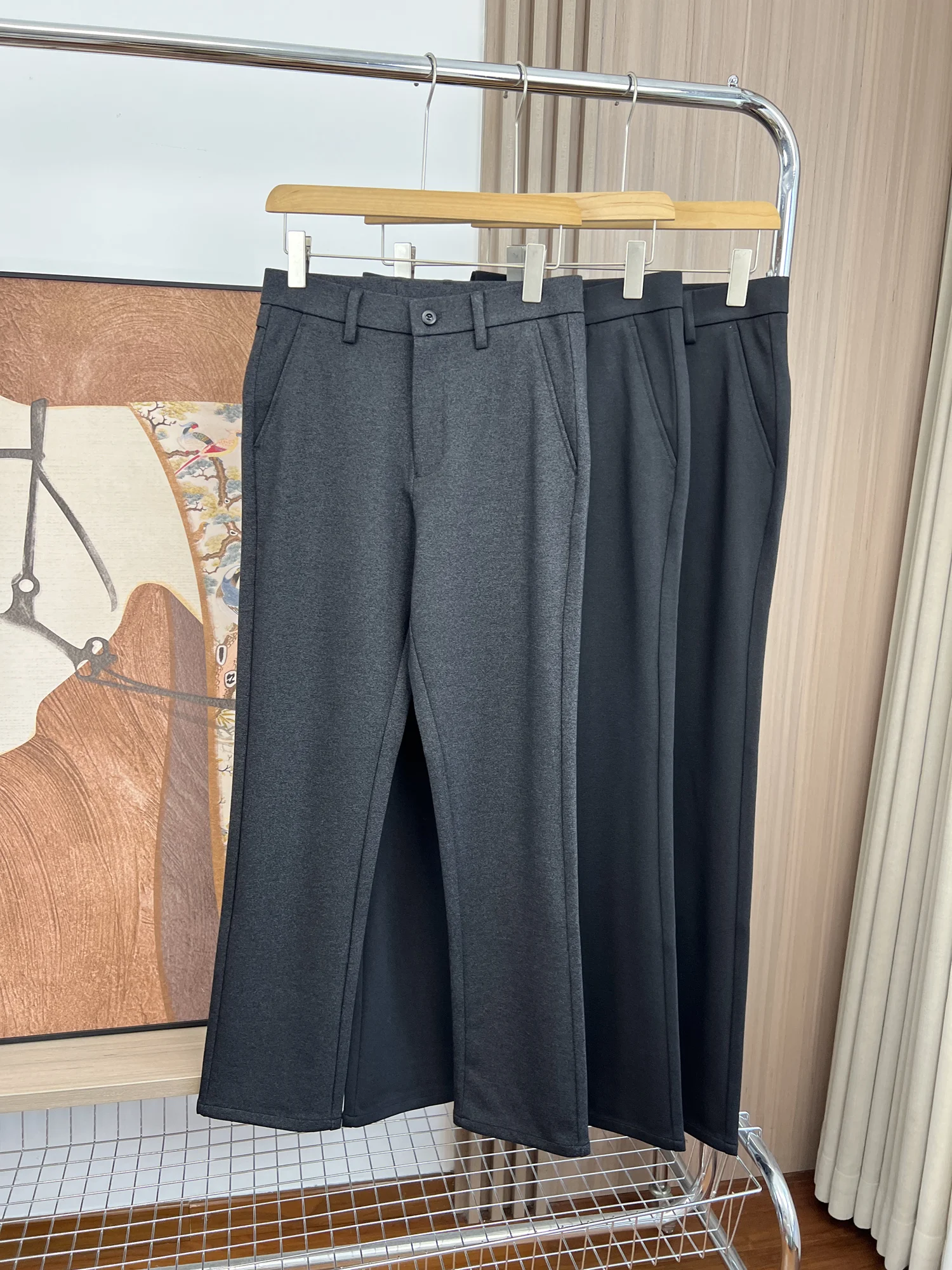 Мужские брюки прямого кроя из смесовой шерсти премиум-класса, с высокой эластичностью, осенне-зимние, модные, универсальные, длинные
Мужские брюки прямого кроя из смесовой шерсти премиум-класса, с высокой эластичностью, осенне-зимние, модные, универсальные, длинные