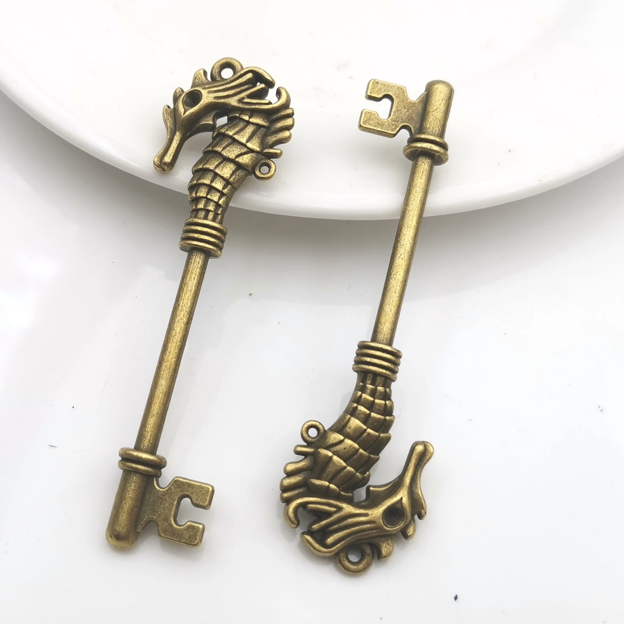 10pcs 72x20mm Metal/Alloy Antique Bronze Color Haima Key Charms Pendant Jewelry Connection Accessories Findings
10pcs 72x20mm Metal/Alloy Antique Bronze Color Haima Key Charms Pendant Jewelry Connection Accessories Findings