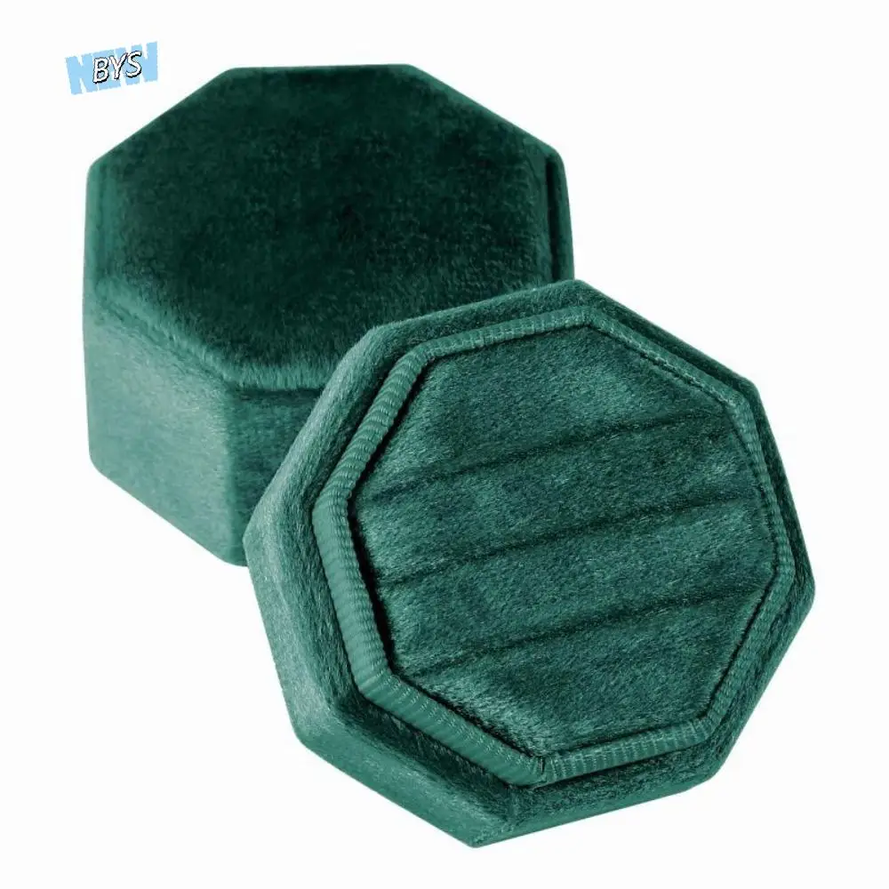 Элегантный держатель для колец с тремя слотами, восьмиугольный ящик для хранения обручальных колец на день Святого Валентина, пылезащитный подарок подруге, фланелевой футляр для ювелирных изделий
Элегантный держатель для колец с тремя слотами, восьмиугольный ящик для хранения обручальных колец на день Святого Валентина, пылезащитный подарок подруге, фланелевой футляр для ювелирных изделий