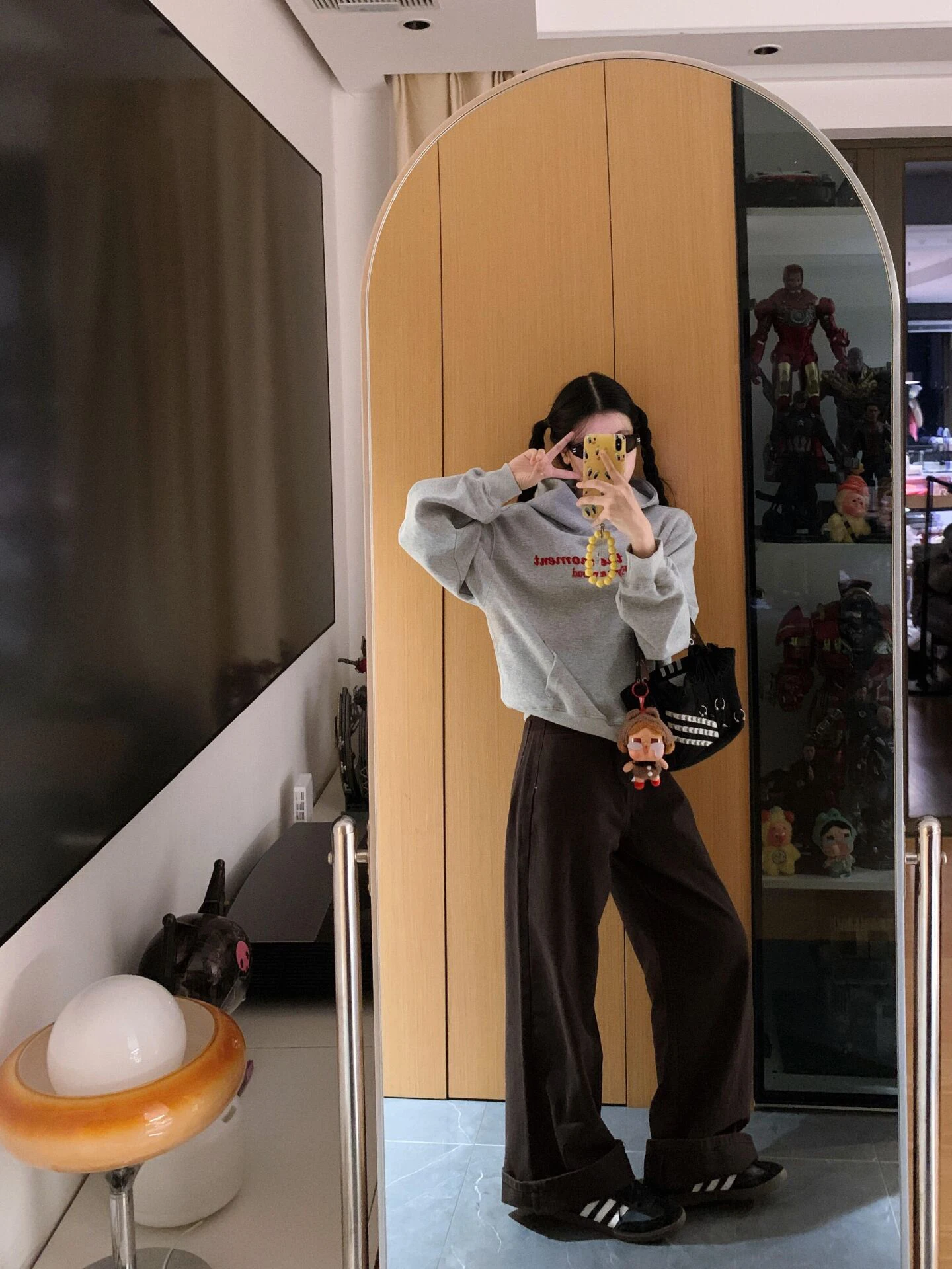 Retro American Grey Hooded Letter Sweatshirt Women's Loose Lazy Style Long Sleeve Overhead Top Autumn Winter New Arrival
Retro American Grey Hooded Letter Sweatshirt Women's Loose Lazy Style Long Sleeve Overhead Top Autumn Winter New Arrival