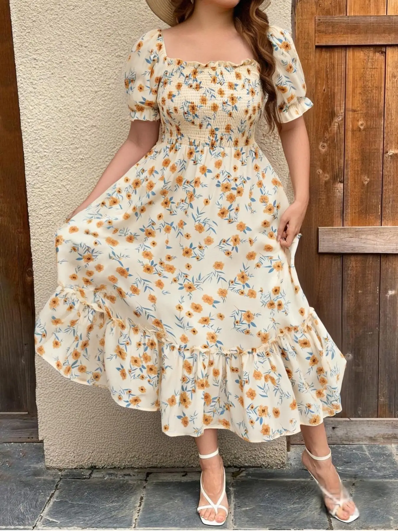 Women's Plus Size Dress Stylish Floral Print Square Neck Short Sleeve Long A-Line Dress for Summer
Women's Plus Size Dress Stylish Floral Print Square Neck Short Sleeve Long A-Line Dress for Summer