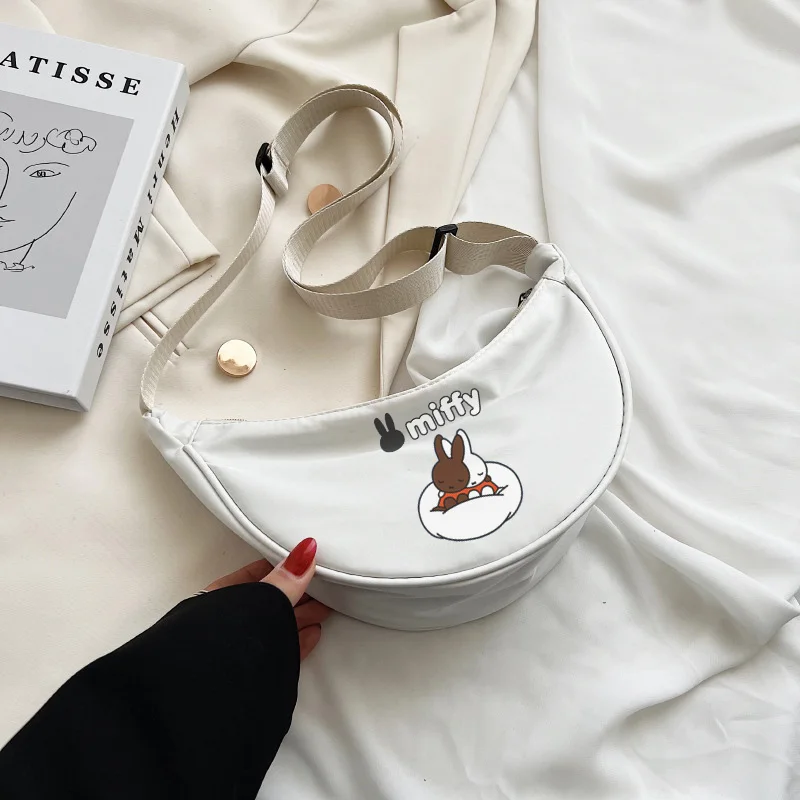 Miffy Crossbody Bag Kawaii Cartoon Miffy Rabbit Student Nylon Dumpling Bag Underarm Single Shoulder Canvas Bag Commute
Miffy Crossbody Bag Kawaii Cartoon Miffy Rabbit Student Nylon Dumpling Bag Underarm Single Shoulder Canvas Bag Commute